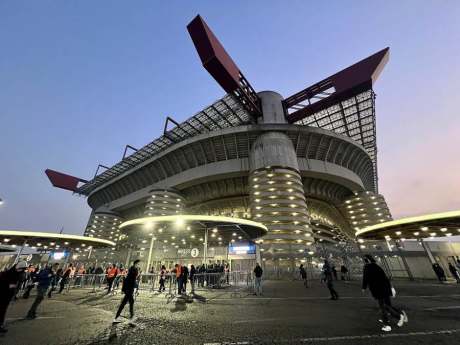 卢塞尔球场寄语比赛日氛围震撼扩建后上座将再创新高（华体会体育）